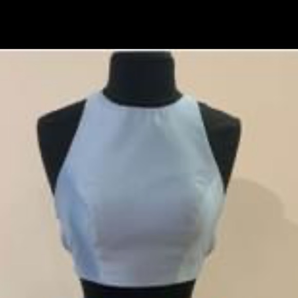 Prom dress - Picture 2 of 4